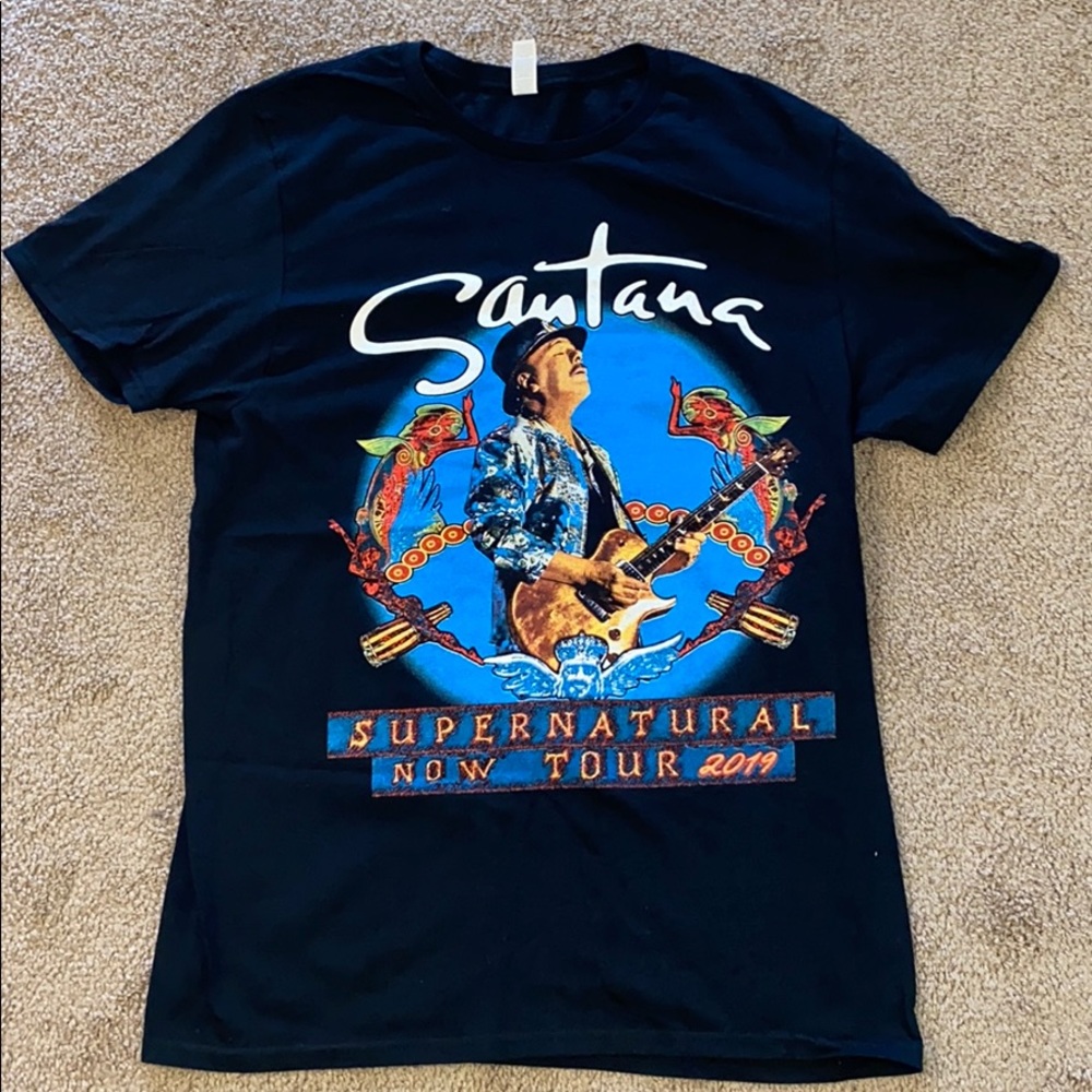 🔥SANTANA GRAPHIC TEE🔥